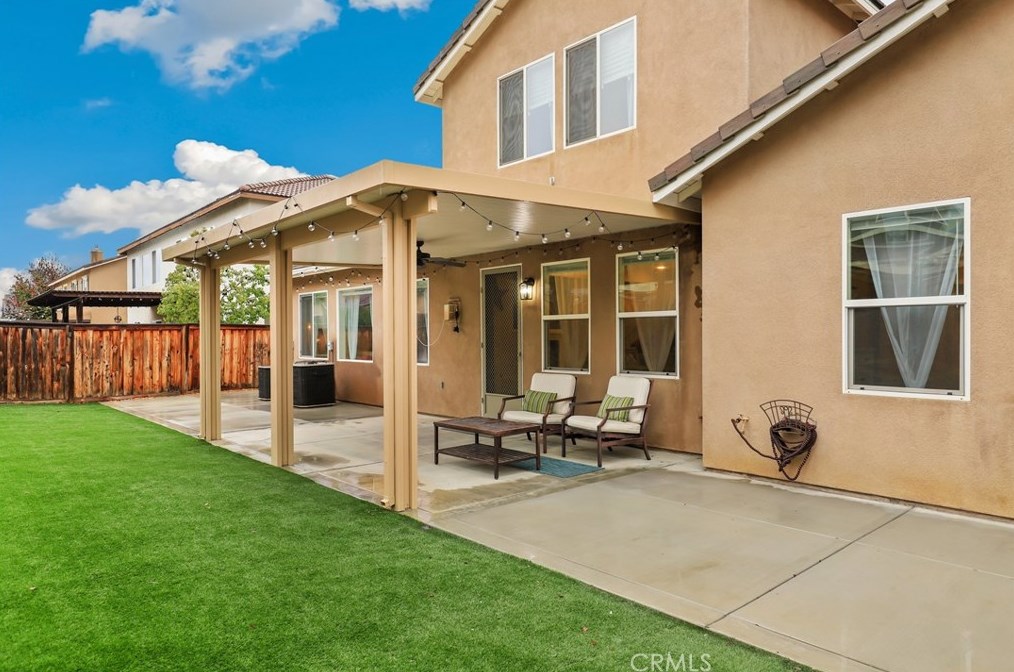 32417 Apricot Tree Rd, Winchester CA  92596-8672 exterior