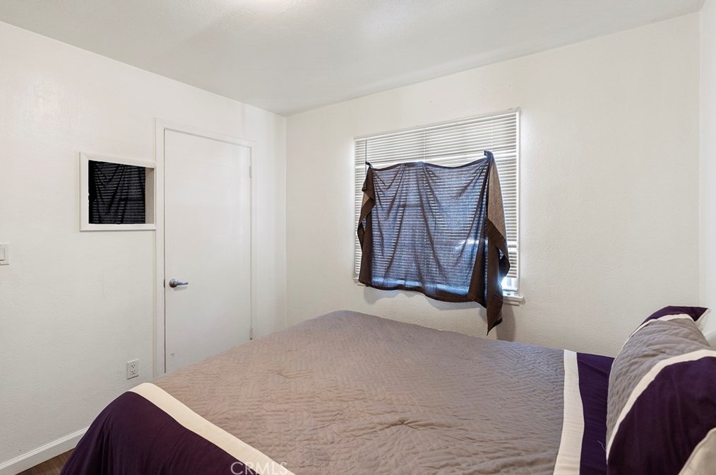 781 Aeroplane Blvd, Big Bear City CA  92314-9633 exterior