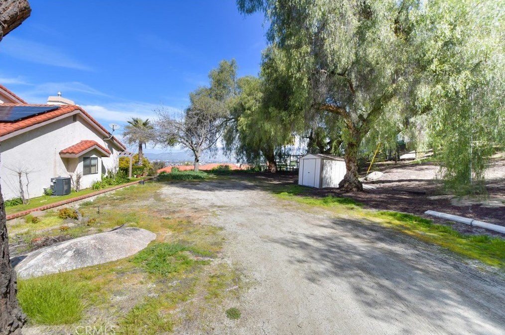 27735 Pachea Trl, Hemet CA  92544-8161 exterior