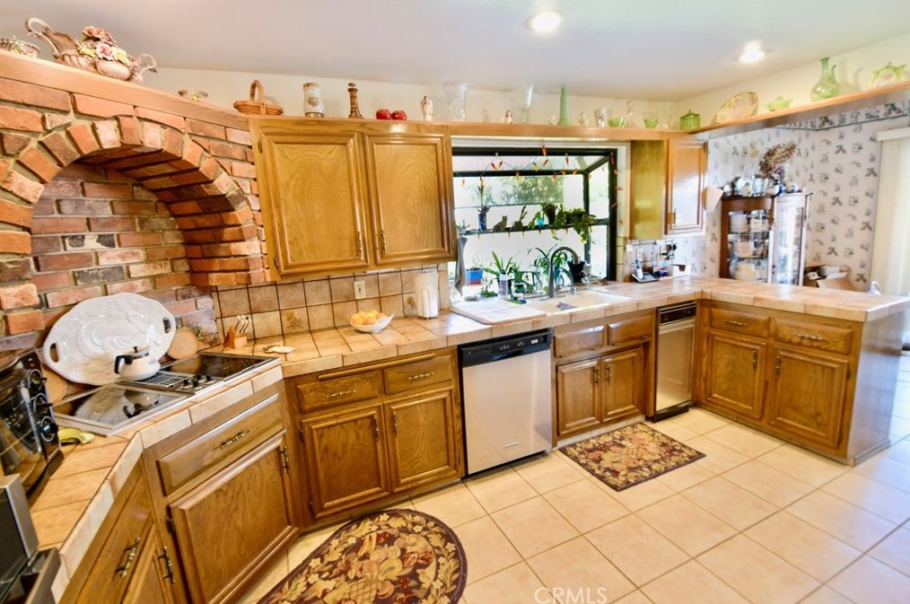 27735 Pachea Trl, Hemet CA  92544-8161 exterior