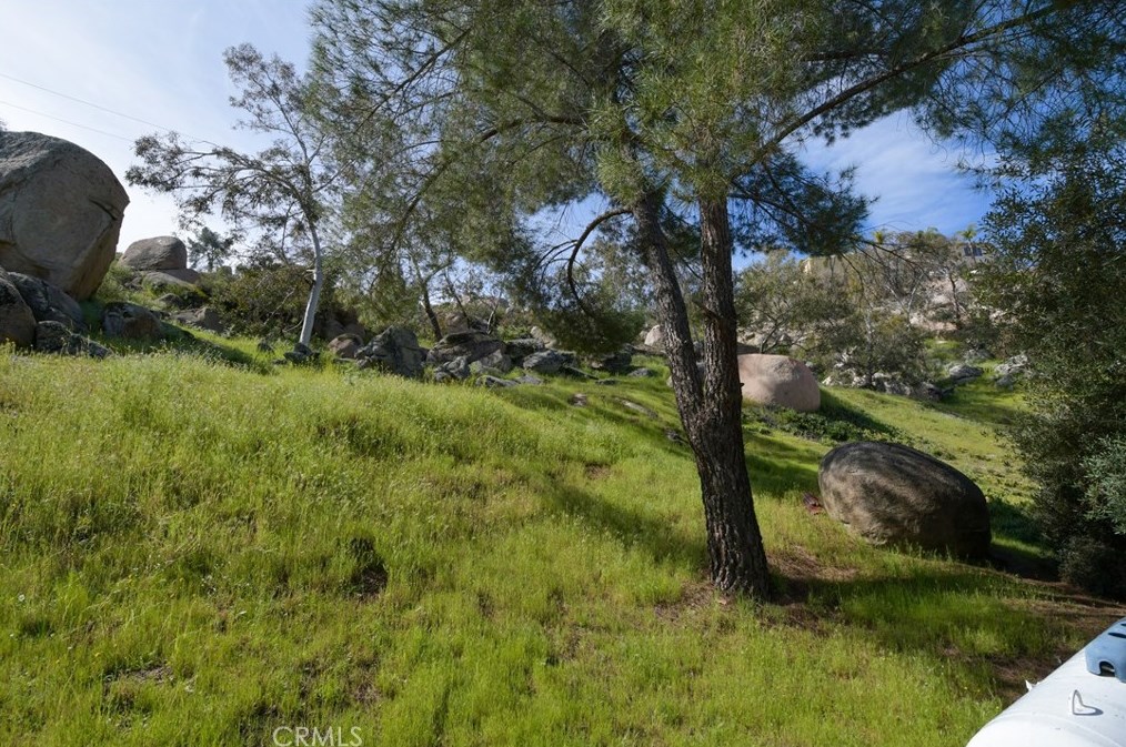 27735 Pachea Trl, Hemet CA  92544-8161 exterior