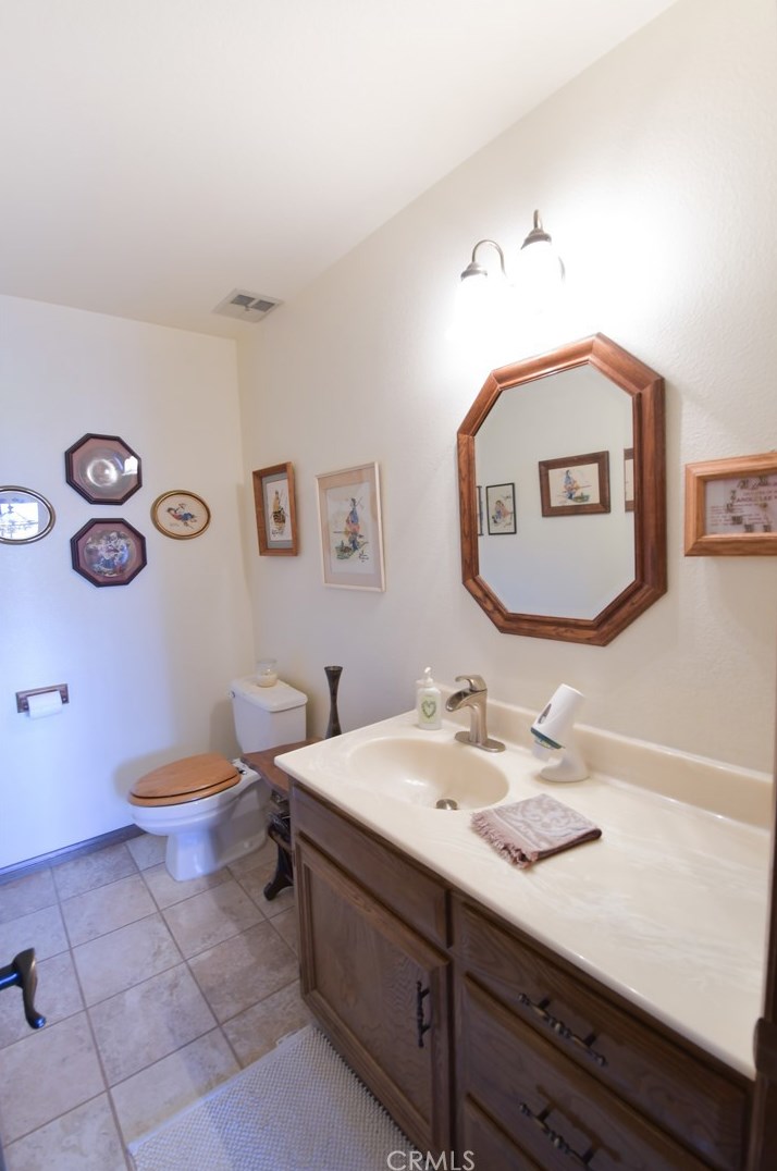 27735 Pachea Trl, Hemet CA  92544-8161 exterior