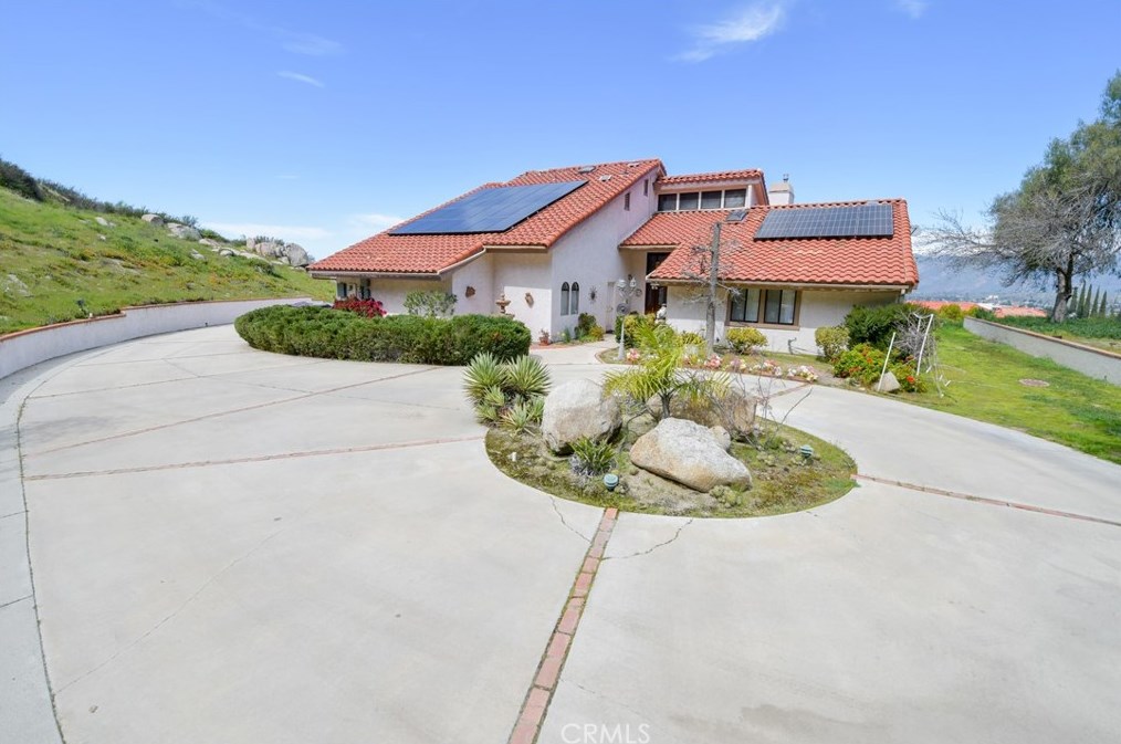 27735 Pachea Trl, Hemet CA  92544-8161 exterior