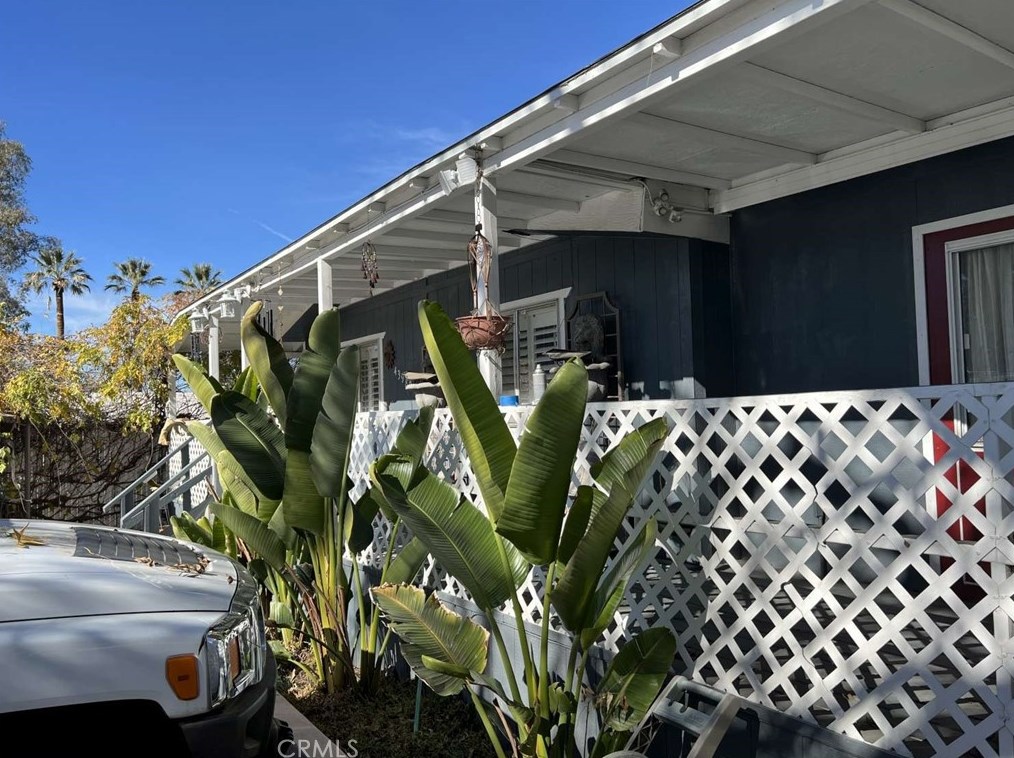 43980 E St, Hemet, CA 92544-5387