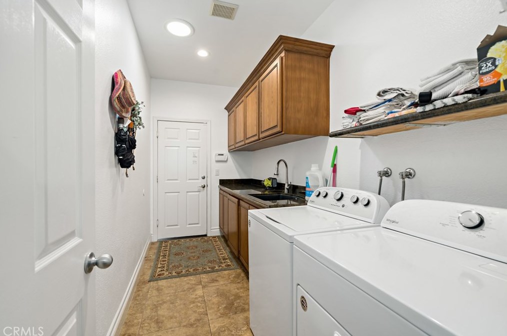 1141 Lorenzo Dr, Fallbrook CA  92028-4563 exterior