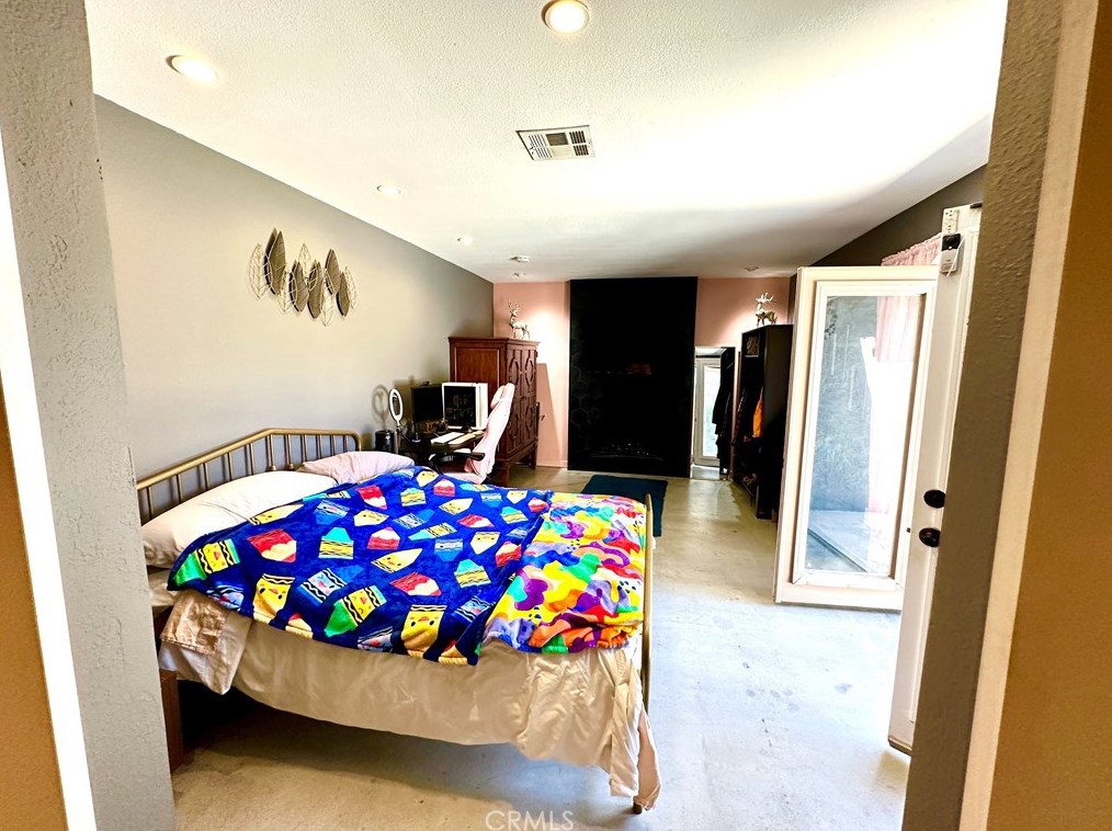 31475 Avenida Alvera, Cathedral City CA  92234-3026 exterior