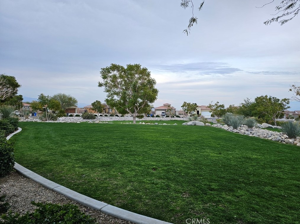 11836 Skylark St, Desert Hot Springs CA  92240-2028 exterior