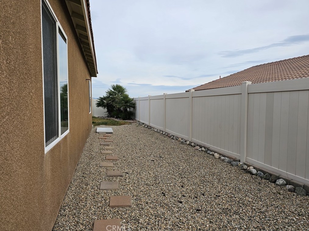 11836 Skylark St, Desert Hot Springs CA  92240-2028 exterior