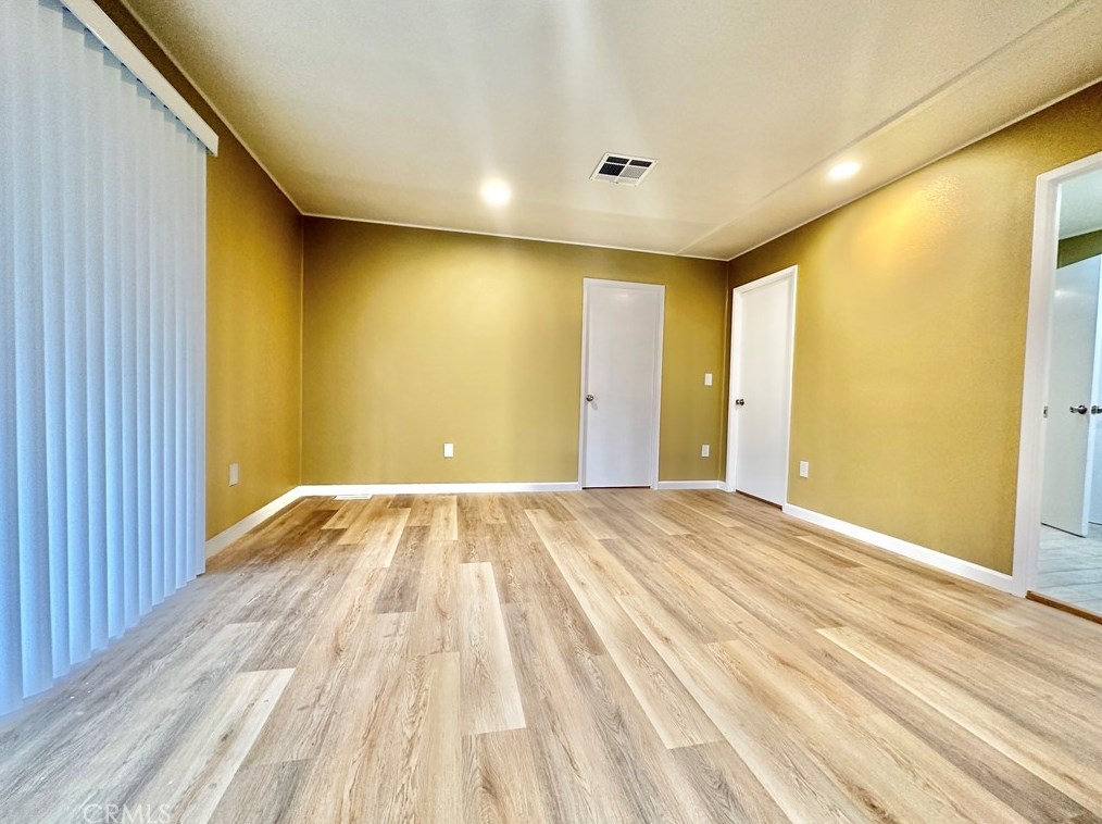 608 De Soto Dr, Hemet CA  92543-2649 exterior