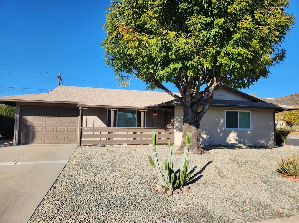 30120 Thornhill Dr, Menifee CA  92586-3288 exterior
