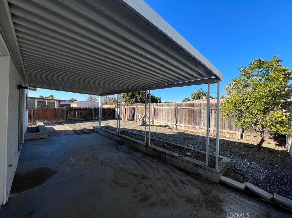 1858 Calle Pasito, Hemet CA  92545-2532 exterior