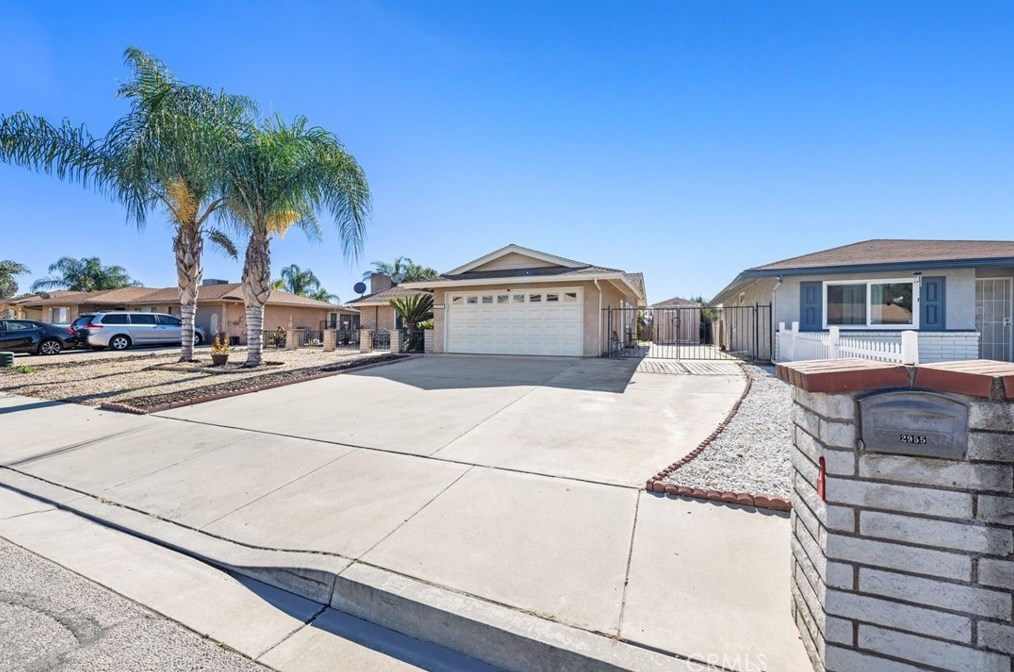 2955 Oradon Way, Hemet, CA 92545-5094