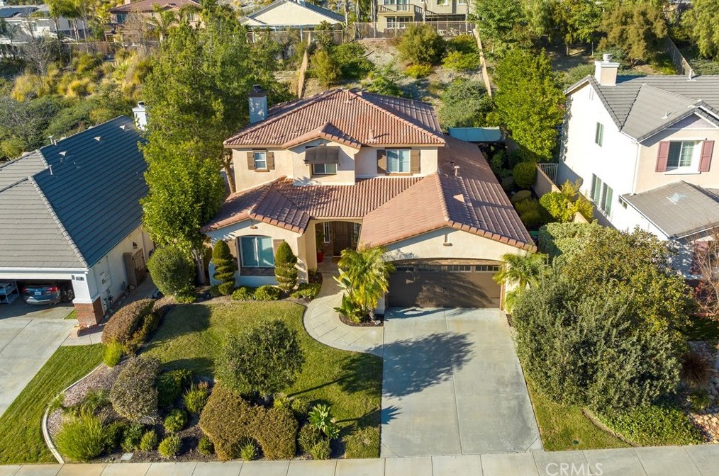 26536 Mahonia Way, Murrieta CA  92562-4485 exterior