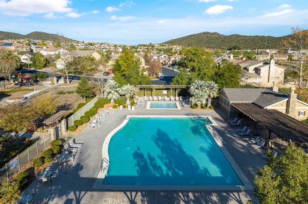 26536 Mahonia Way, Murrieta CA  92562-4485 exterior