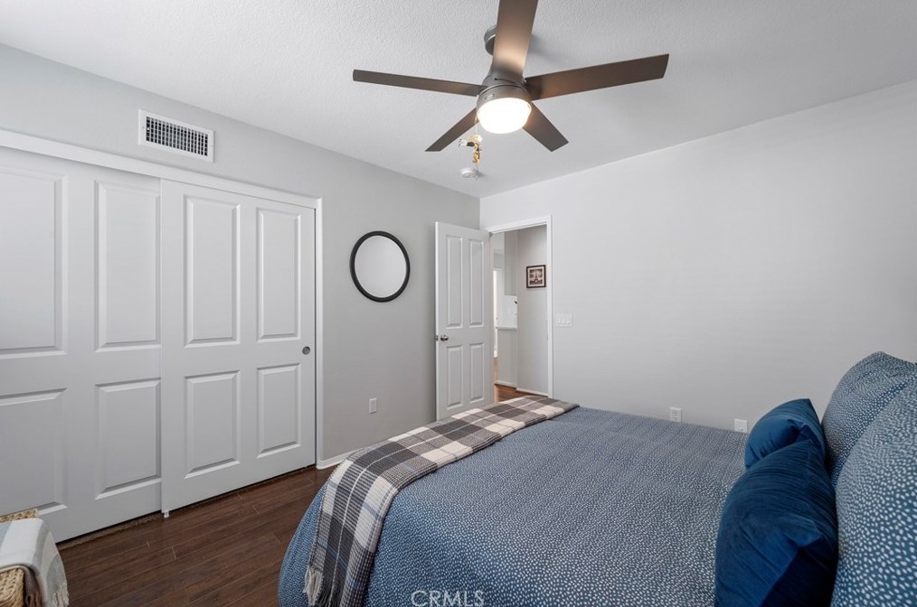 26536 Mahonia Way, Murrieta CA  92562-4485 exterior