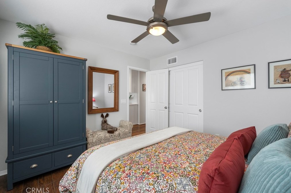 26536 Mahonia Way, Murrieta CA  92562-4485 exterior