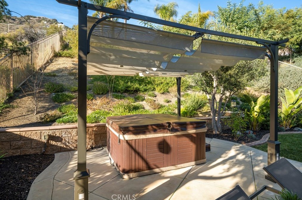 26536 Mahonia Way, Murrieta CA  92562-4485 exterior