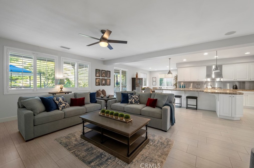 26536 Mahonia Way, Murrieta CA  92562-4485 exterior