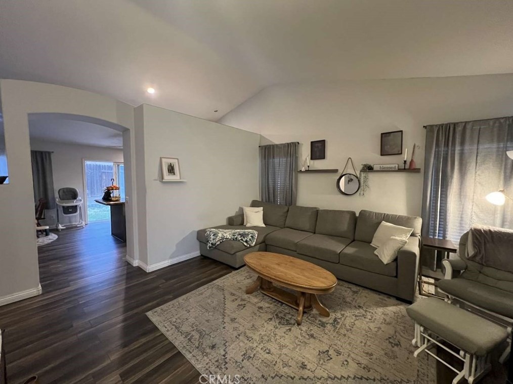 1012 Sycamore Ln, San Jacinto, CA 92582