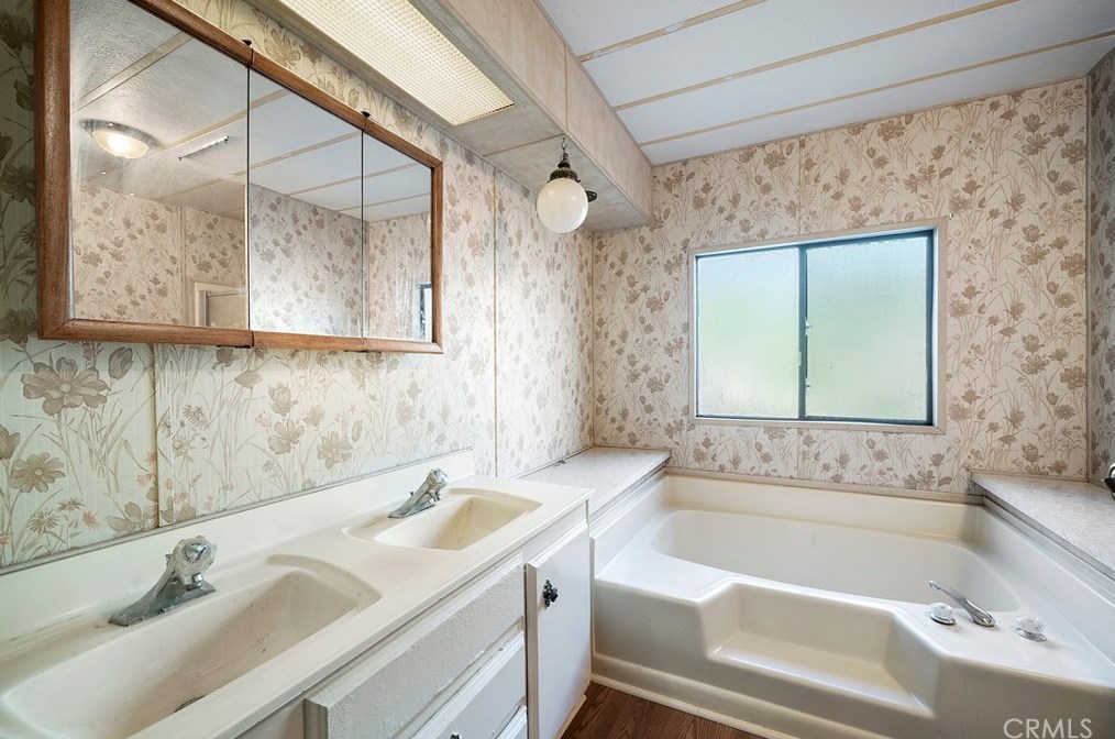 28860 Via Princesa, Murrieta CA  92563-5716 exterior