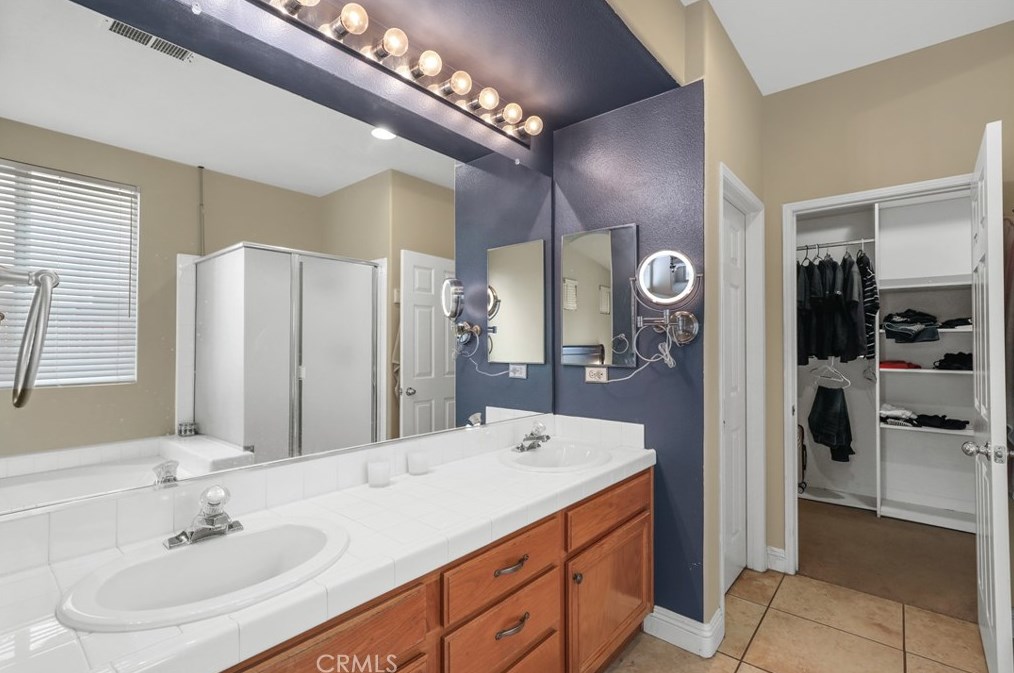 23770 Aspen Dr, Murrieta CA  92562-5041 exterior