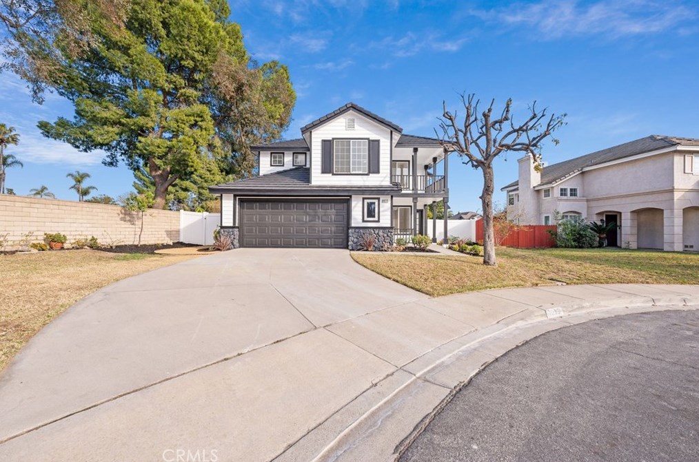 8035 Milan Ct, Fontana, CA 92336