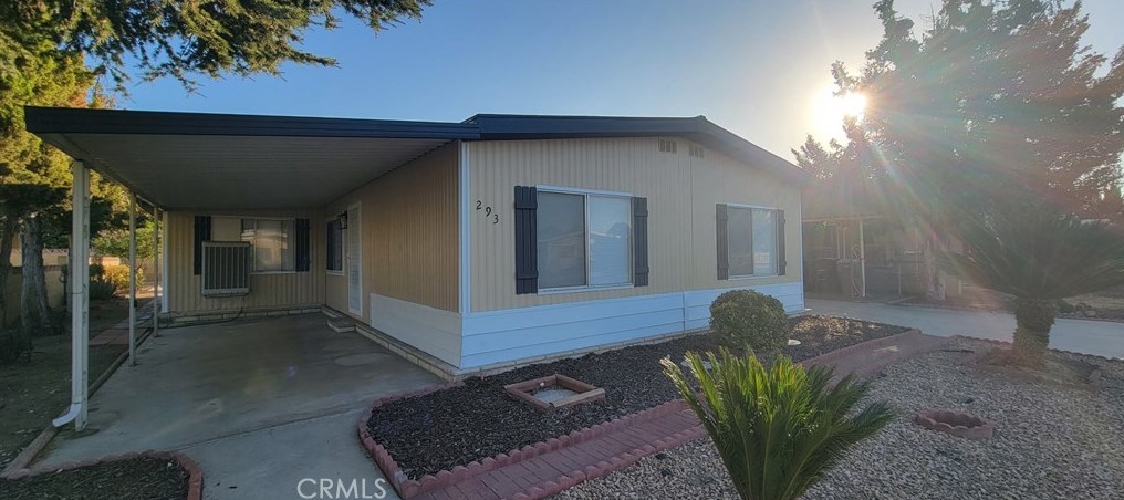 293 N Palomar Ave, San Jacinto, CA 92582