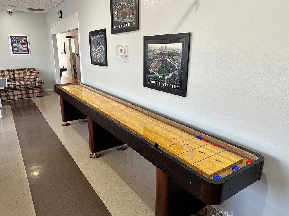 1369 Lodgepole Dr, Hemet CA  92545-7874 exterior