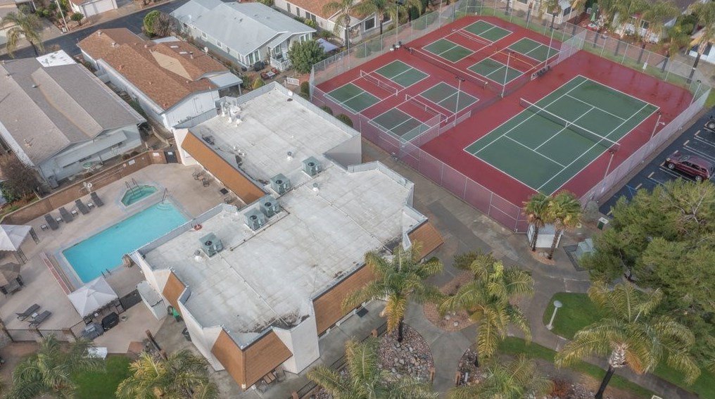 1369 Lodgepole Dr, Hemet CA  92545-7874 exterior