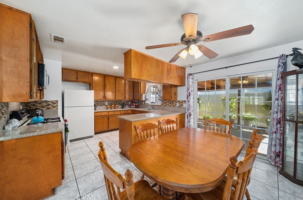 1831 10th St, Riverside CA  92507-5308 exterior