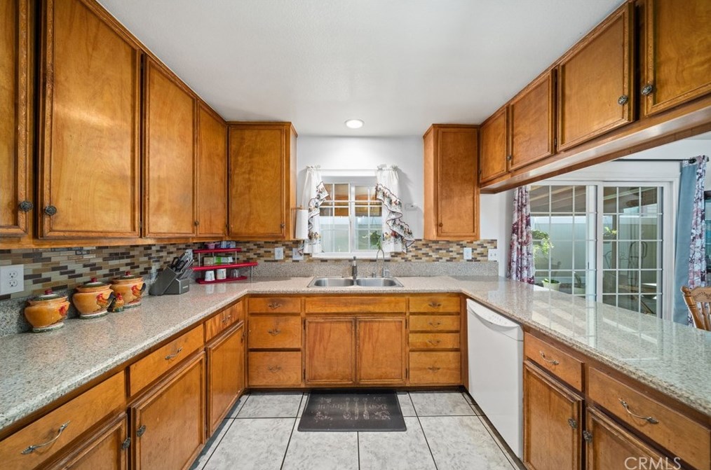 1831 10th St, Riverside CA  92507-5308 exterior
