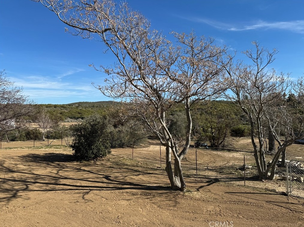 53687 Cave Rock Rd, Anza CA  exterior