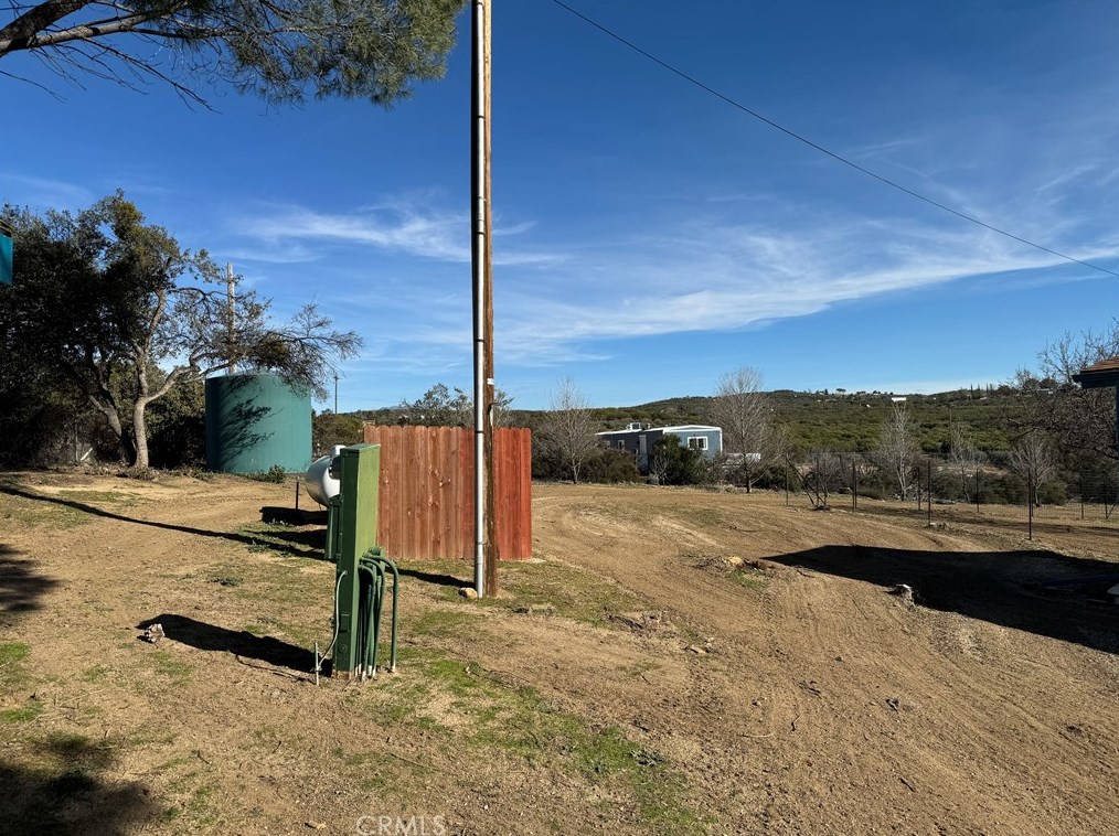 53687 Cave Rock Rd, Anza CA  exterior