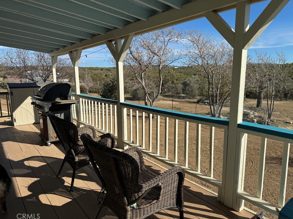 53687 Cave Rock Rd, Anza CA  exterior