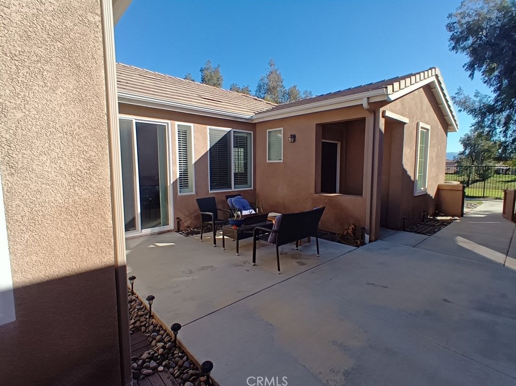 258 Cog Hill Ln, Hemet CA  92545-3436 exterior