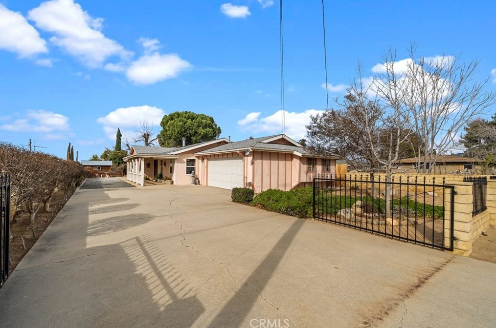 1181 Euclid Ave, Beaumont, CA 92223
