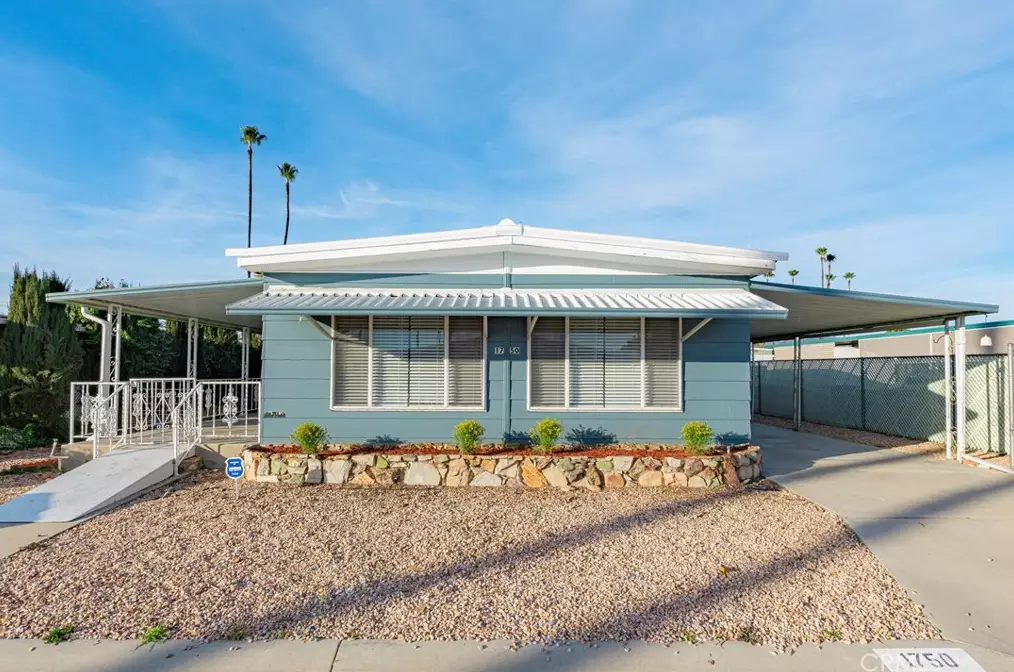 1750 San Andres Dr, Hemet, CA 92545-6829