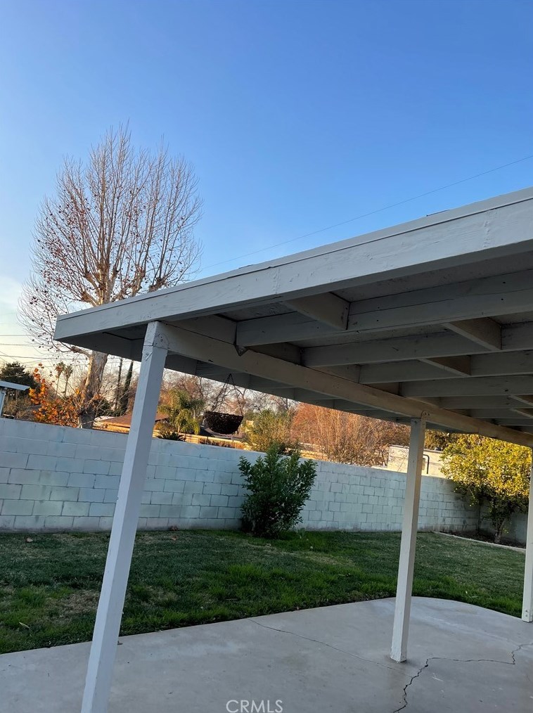 4625 Gardena Dr, Riverside CA  92506-2015 exterior