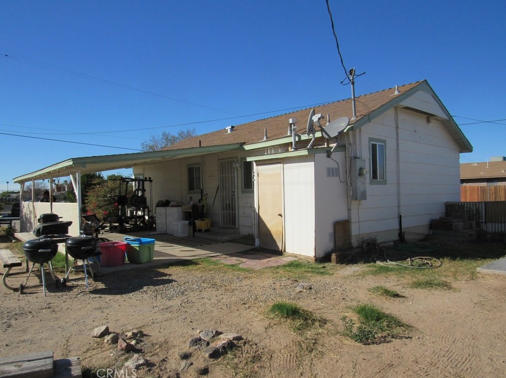 338 3rd St, Blythe, CA 92225-1636