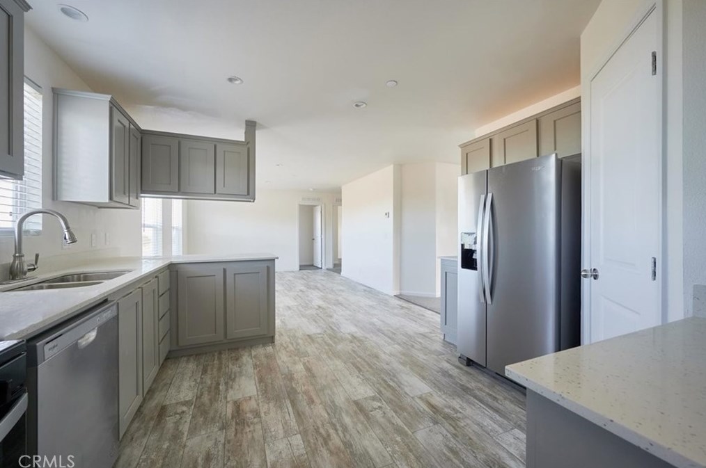 10372 Beekley Rd, Phelan CA  92371-9832 exterior