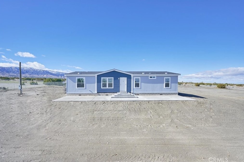 10372 Beekley Rd, Phelan CA  92371-9832 exterior