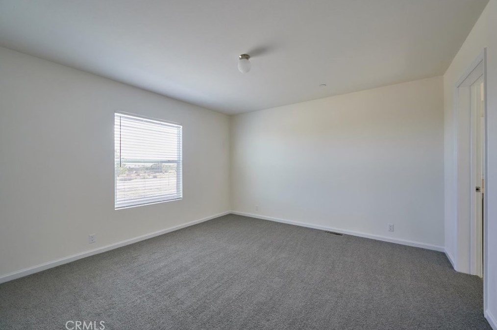 10372 Beekley Rd, Phelan CA  92371-9832 exterior