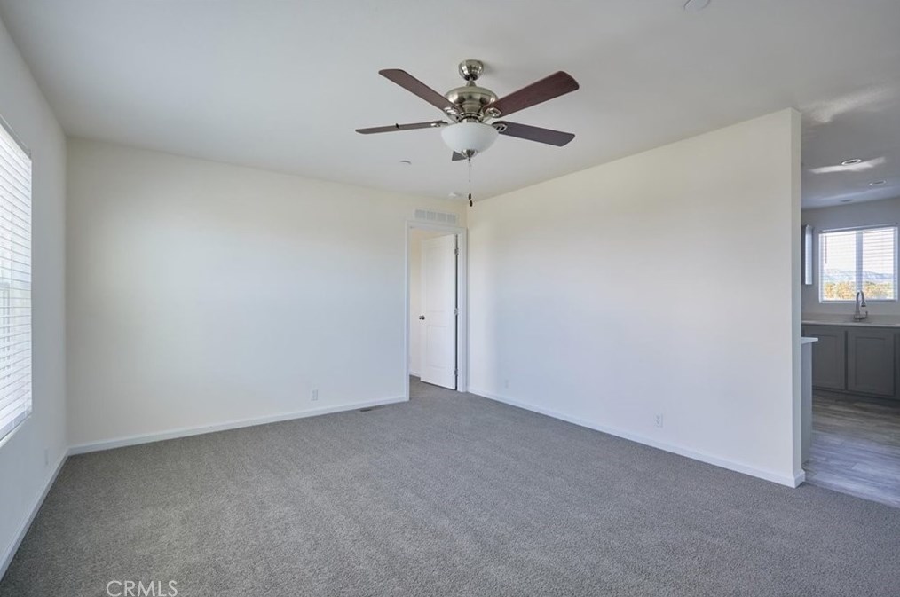 10372 Beekley Rd, Phelan CA  92371-9832 exterior