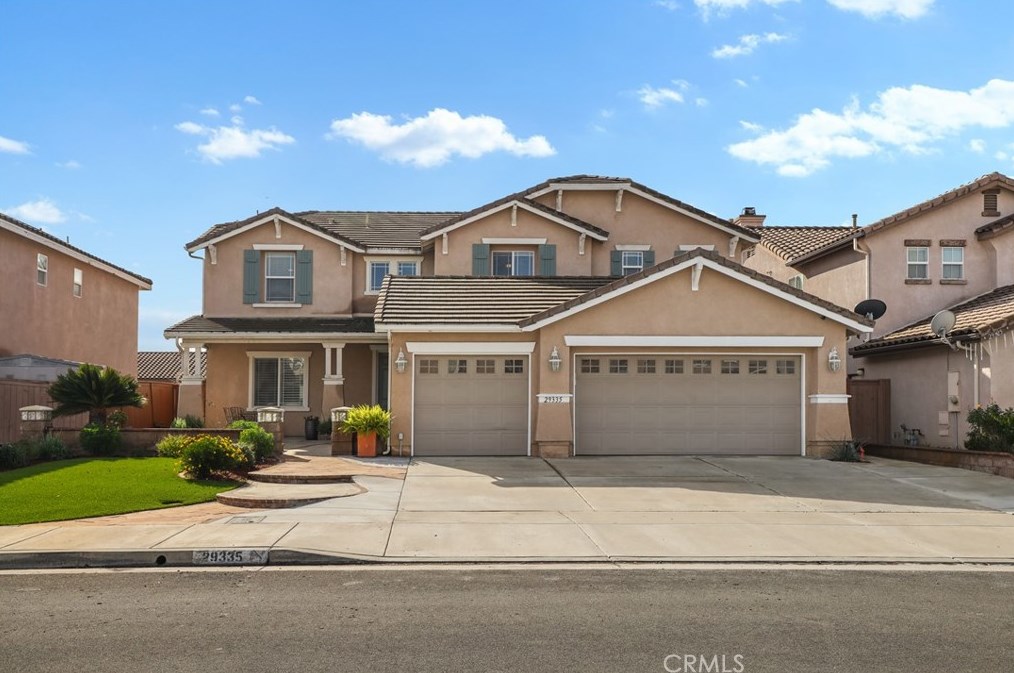 29335 Wrangler Dr, Murrieta, CA 92563-2716