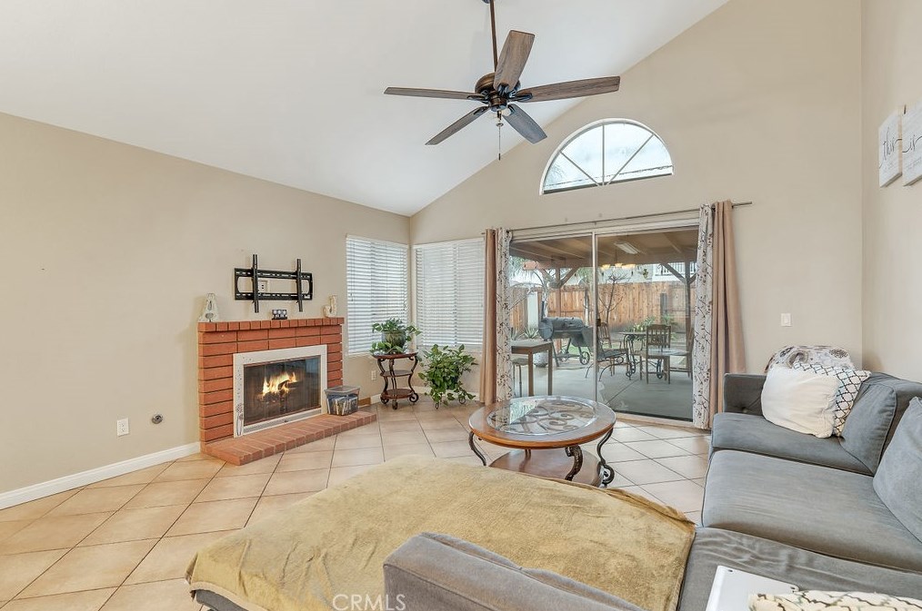 15022 Navel Way, Lake Elsinore CA  92530-7205 exterior