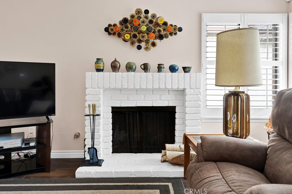 2988 Hyde Park Cir, Riverside CA  92506-4544 exterior