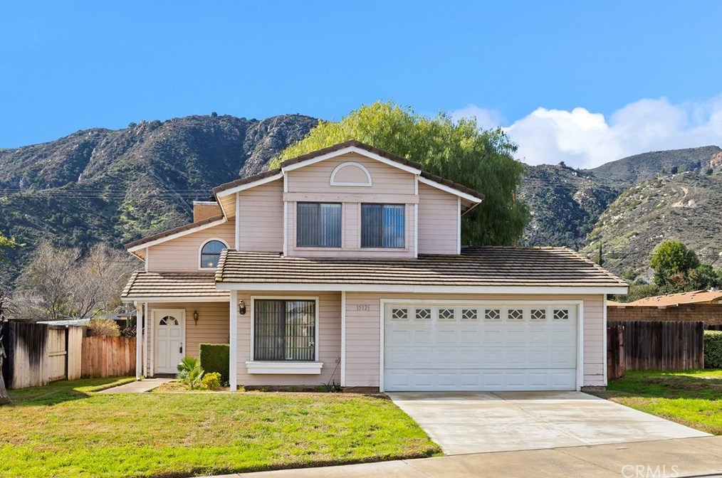 15121 Wavecrest Dr, Lake Elsinore, CA 92530