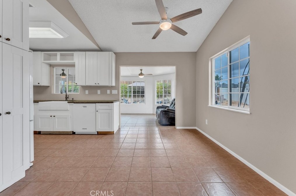 22800 Kinross Ln, Moreno Valley CA  92557-6986 exterior