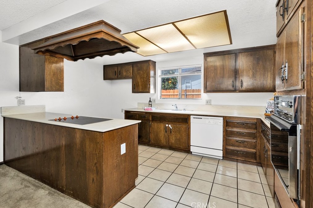 4331 Valentine Ln, Hemet, CA 92544
