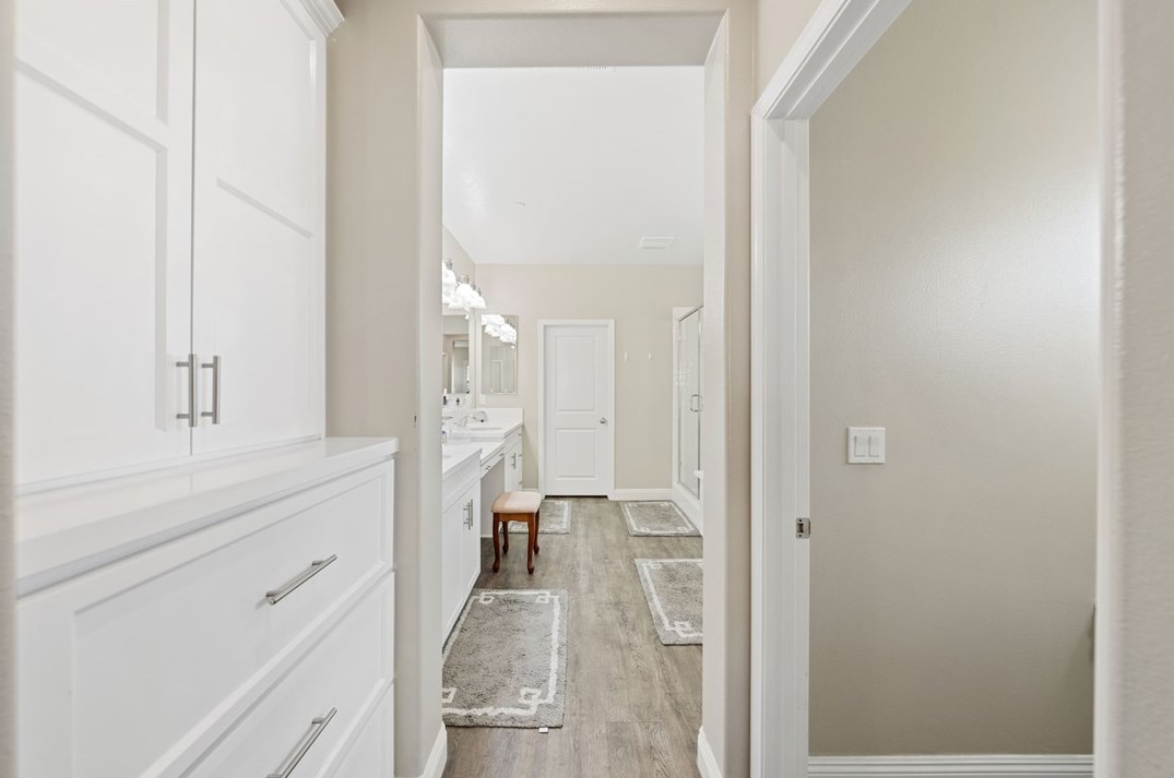 35554 Laurel Tree Ct, Winchester CA  92596-8476 exterior